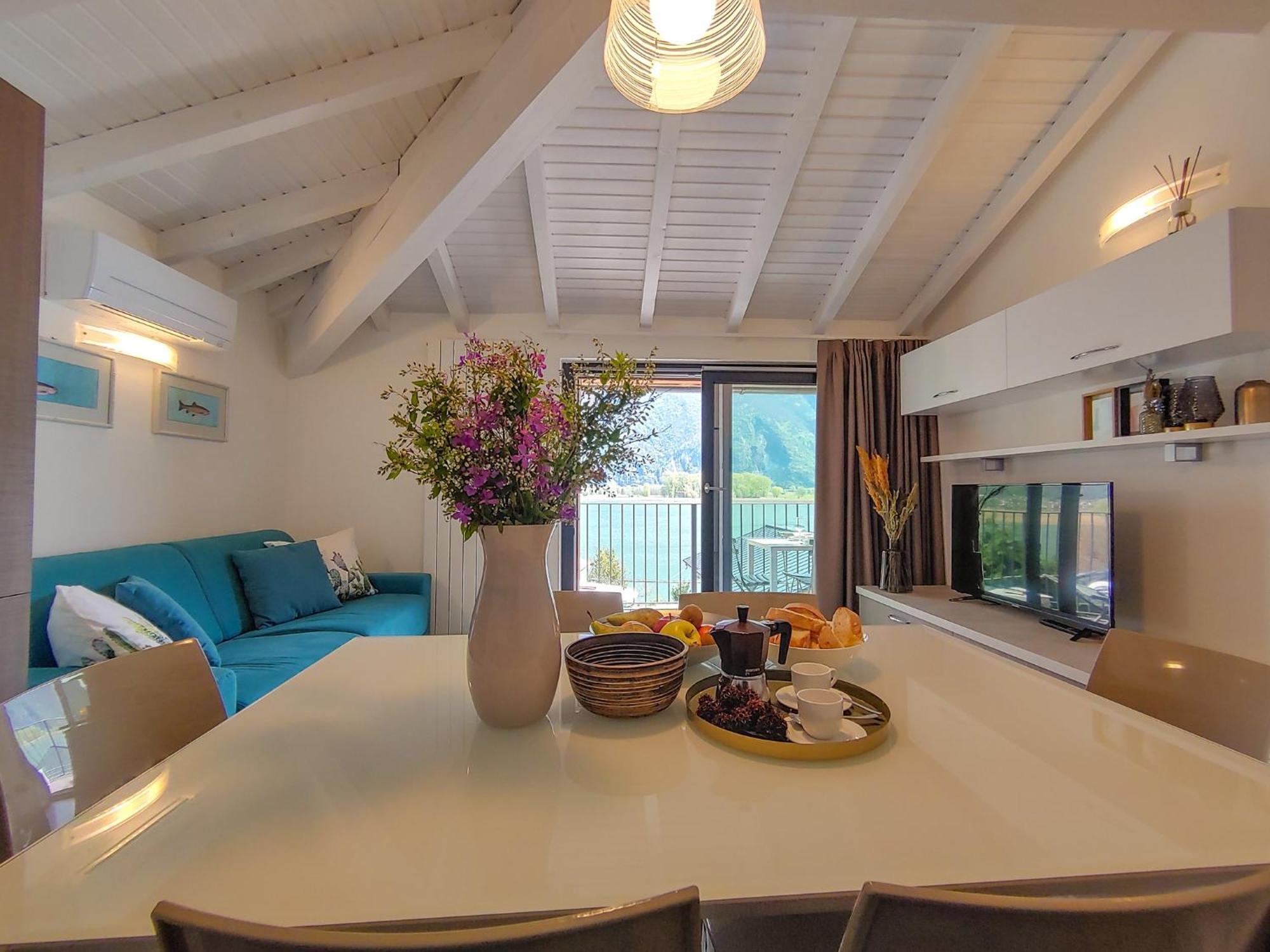 Dascio Dolce Ferienwohnung Panorama Balkon Am See Екстериор снимка